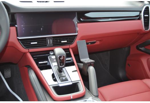 Proclip Porsche Cayenne 19- Center mount