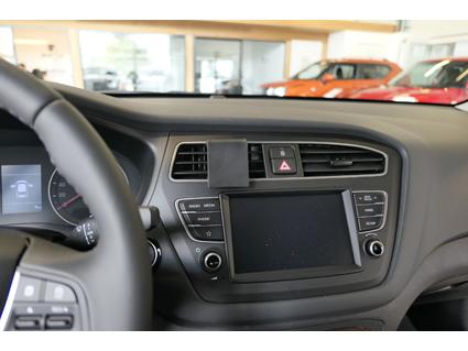 Proclip Hyundai i20 19- Center mount