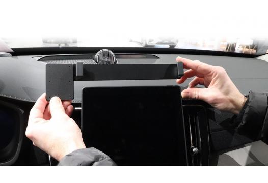 Proclip Volvo XC90 25- Center mount