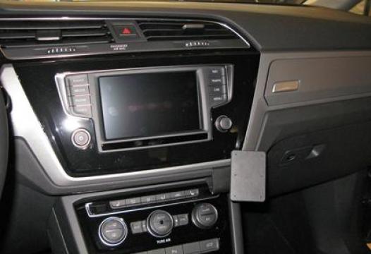 Proclip Volkswagen Touran 2016- angled mount