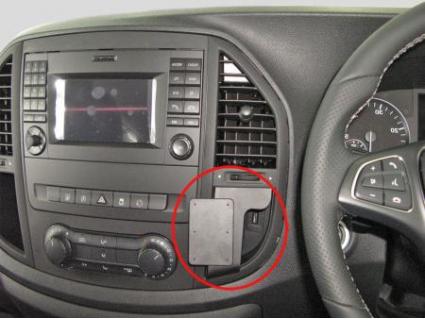 Proclip Mercedes Benz Vito 2015- Center mount RHD