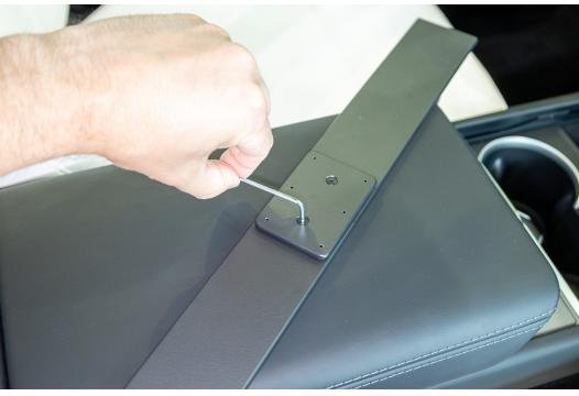 Proclip Tesla Model Y 25&frac12;- 16 screen - Center mount"