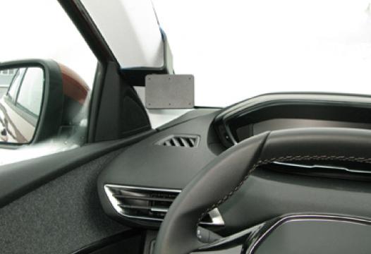 Proclip Peugeot 3008 17- left mount