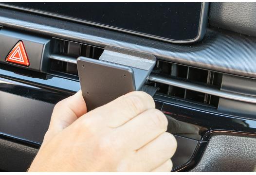 Proclip Kia Sportage 26- Center mount