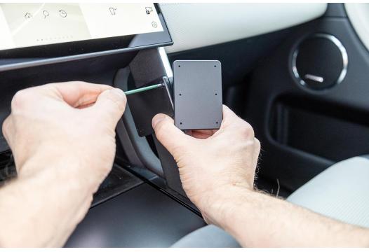 Proclip Land Rover Discovery Sport 24- Angled mount