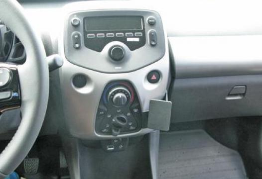 Proclip Peugeot 108/Citroen C1/Toyota AYGO 2014- angled NOT with ACC