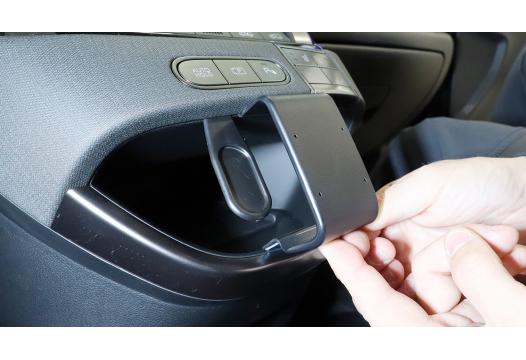 Proclip Hyundai Inster 25- Center mount