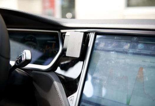 Proclip Tesla Model S/X 13- center mount