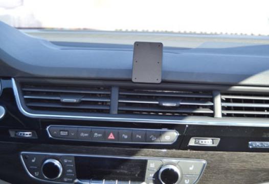 Proclip Audi Q7 16- Center mount