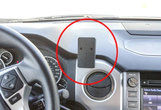 Proclip Toyota Tundra 14-15 (For USA) Center mount