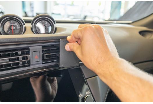 Proclip Nissan Z 23- Center mount