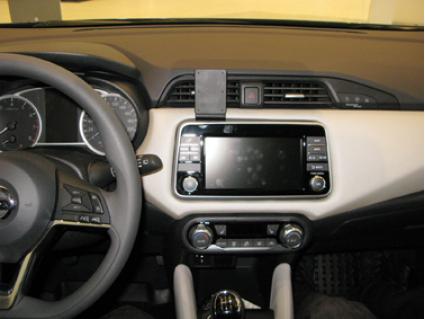 Proclip Nissan Micra 2017- Center mount