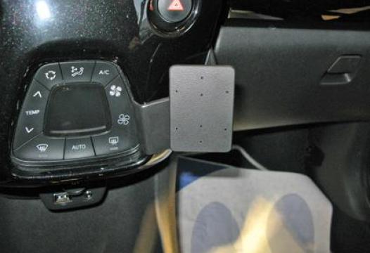 Proclip Peugeot 108/Citroen C1/Toyota AYGO 2014- angled With ACC