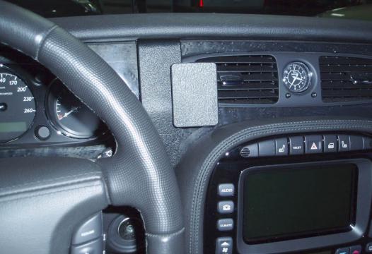 Proclip Jaguar XJ 03- center