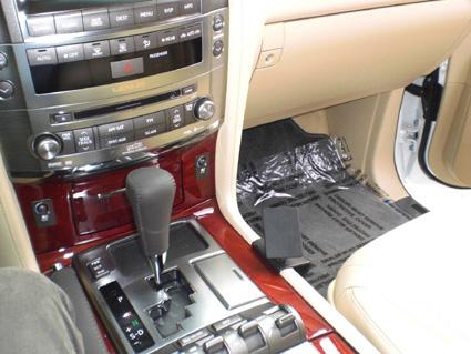 Proclip Lexus LX 570 08-11 Console mount