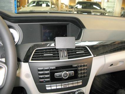 Proclip Mercedes Benz C-Class (180-320) 11- Center mount NOT for models with flip down navi