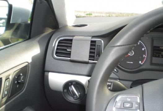 Proclip Volkswagen Jetta 11- Left mount