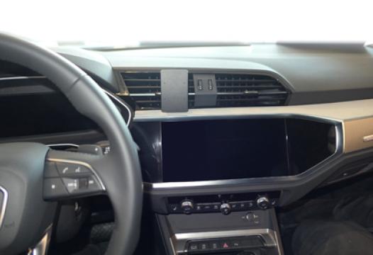 Proclip Audi Q3 19- Center mount