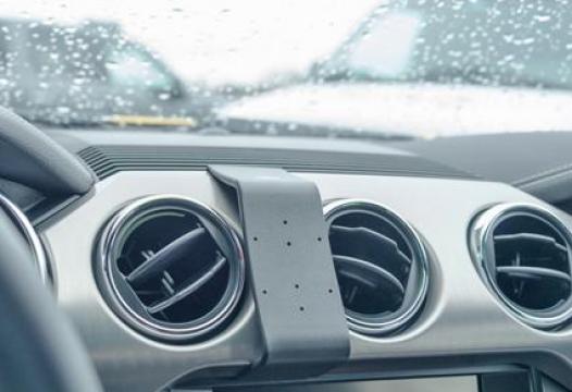 Proclip Ford Mustang 2015- center (NOT for carbon fiber panel and Bang Olufsen stereo.)