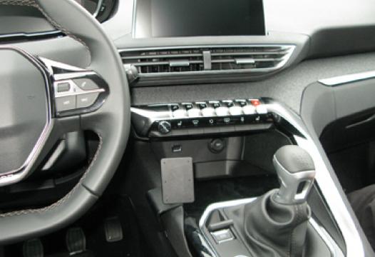 Proclip Peugeot 3008 17- angled mount