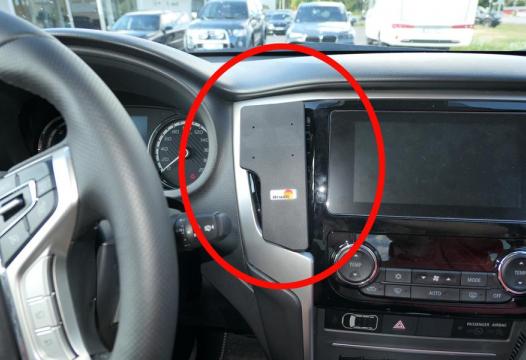 Proclip Mitsubishi L200 20- Center mount