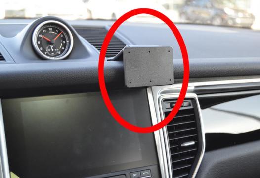 Proclip Porsche Macan 21- Center mount