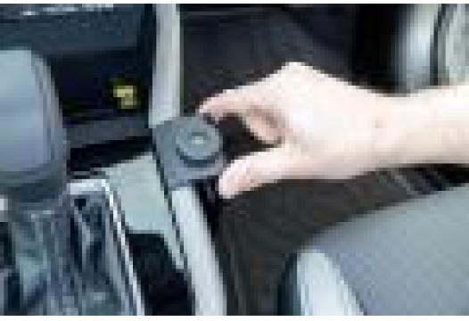 Proclip Subaru Forester 25- Console mount