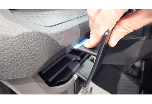 Proclip Ford Transit Custom 24-/ VW T7 25- Left mount