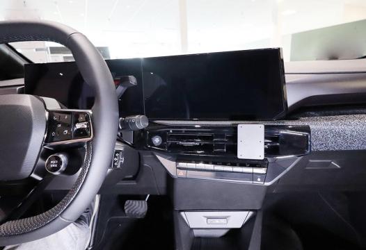 Proclip Renault Clio VI 27- Center mount