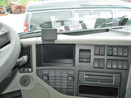 Proclip Volvo FM series 2014- Center mount