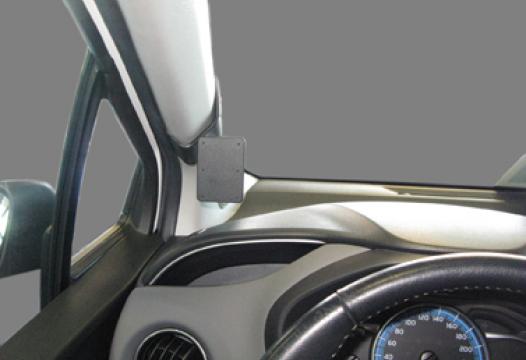 Proclip Toyota Yaris 15-18 left mount