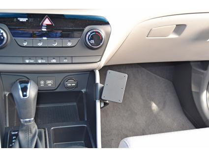 Proclip Hyundai Tucson 2016- angled mount