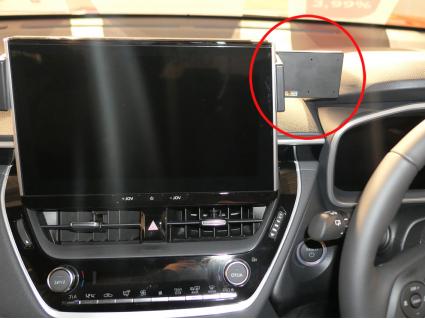 Proclip Toyota Corolla Cross 23- Center mount RHD