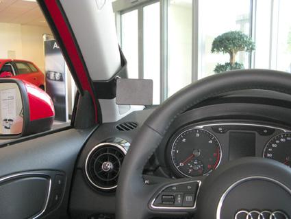 Proclip Audi A1 11- Left mount