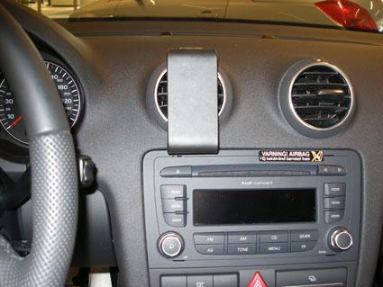 Proclip Audi A3 07- center NOT for models with navigation screen.