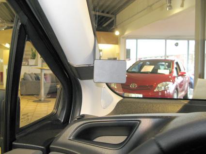 Proclip Toyota Yaris 12- Left mount