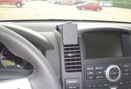 Proclip Nissan Pathfinder 08-11 Center mount ONLY fact NAV