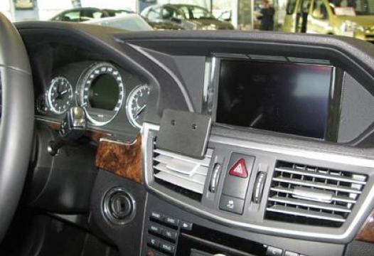 Proclip Mercedes Benz E-Class (200-430) 09- Center