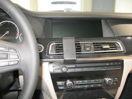 Proclip BMW 730-750 F01. F02 09- Center