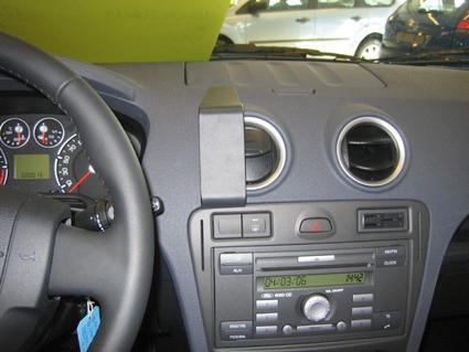 Proclip Ford Fusion 06- center
