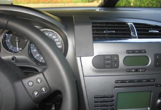 Proclip Seat Leon 06- center