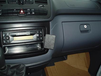 Proclip Mercedes Vito 04-06 angled right