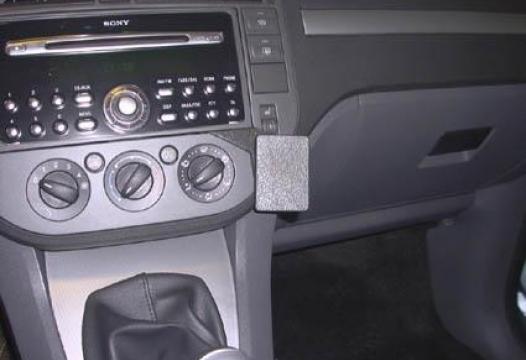 Proclip Ford Focus C-Max 04-/Kuga 08- angled