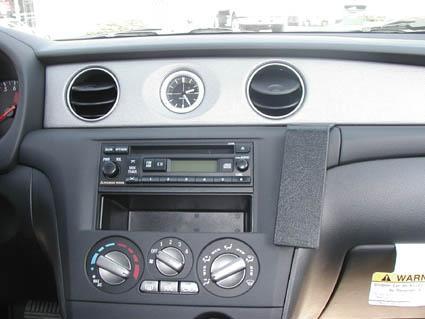 Proclip Mitsubishi Outlander 03-angled