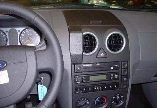 Proclip Ford Fusion 03- center