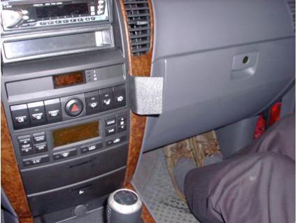 Proclip Kia Sorento 02- angled