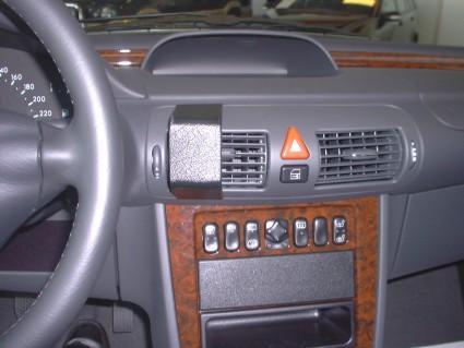 Proclip Mercedes Vaneo 02- center