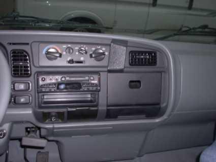 Proclip Mitsubishi Canter 01- angled