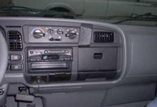Proclip Mitsubishi Canter 01- angled