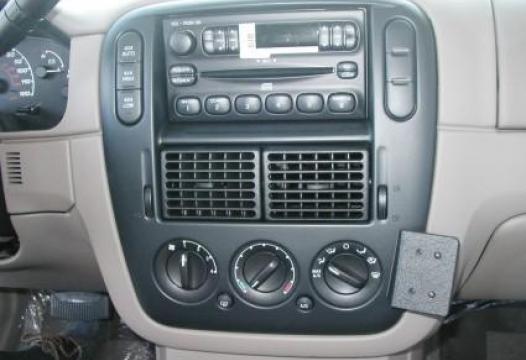 Proclip Ford Explorer 02- angled